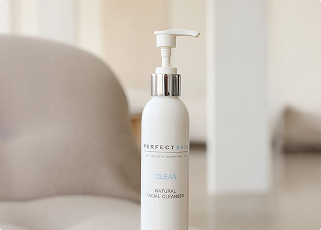 How Christie Uses The Clean Natural Facial Cleanser